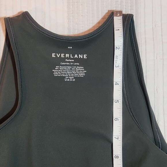 Everlane The Perform Tank in Pine green size XXS new with tag - Picture 16 of 16